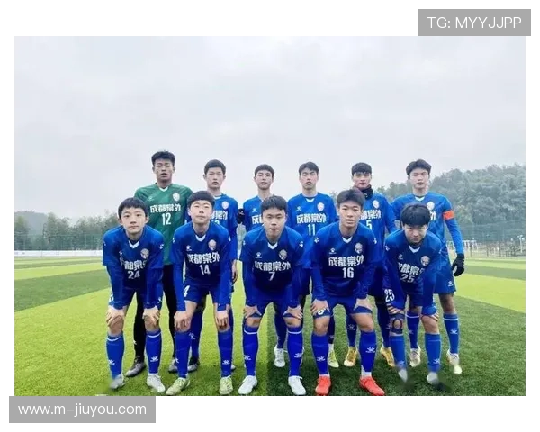 冠军球队球员商业价值提升带动周边产业链发展，冠军热门球队