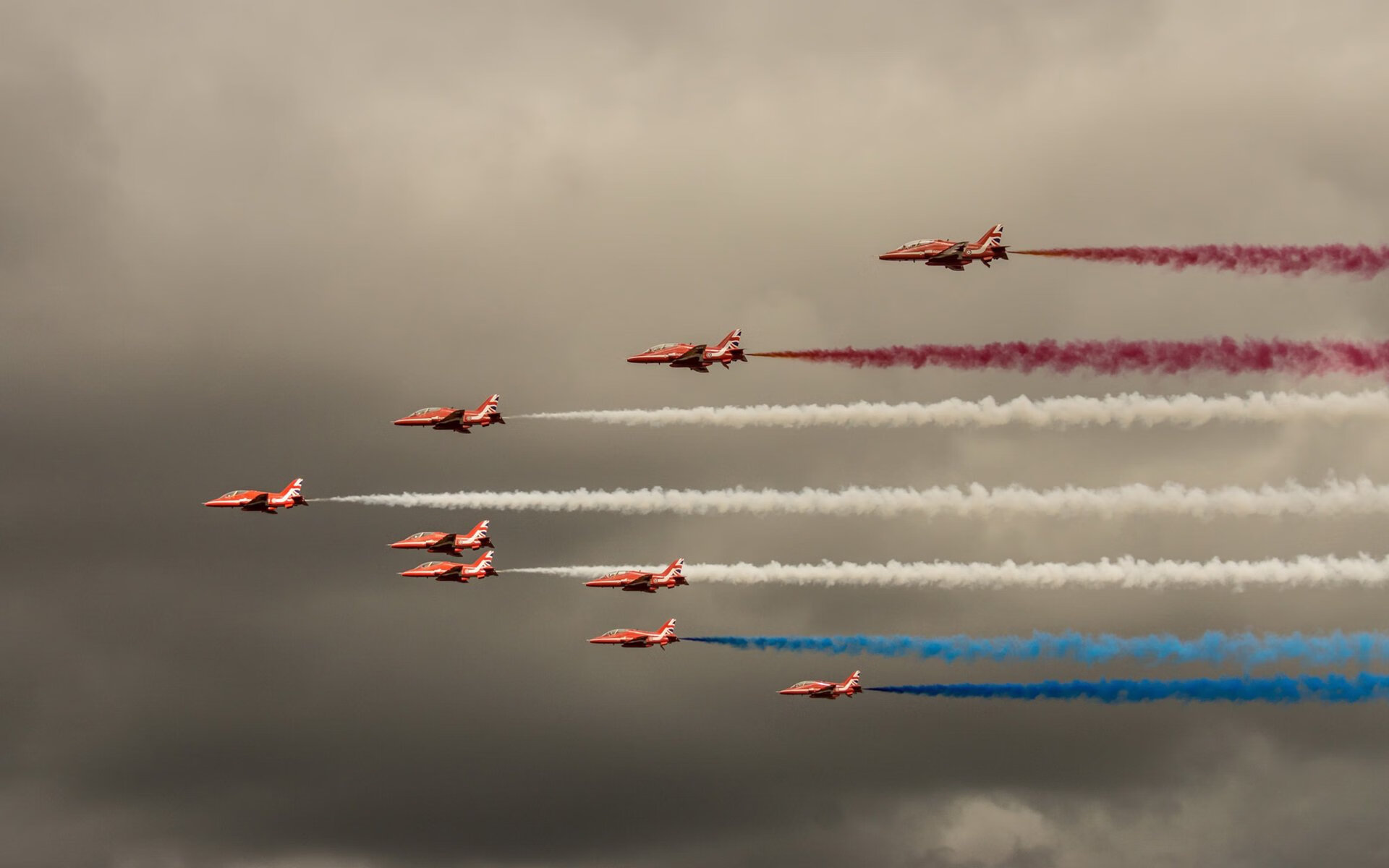 俱乐部青训对接职业梯队路径不清晰，普通青训俱乐部方向